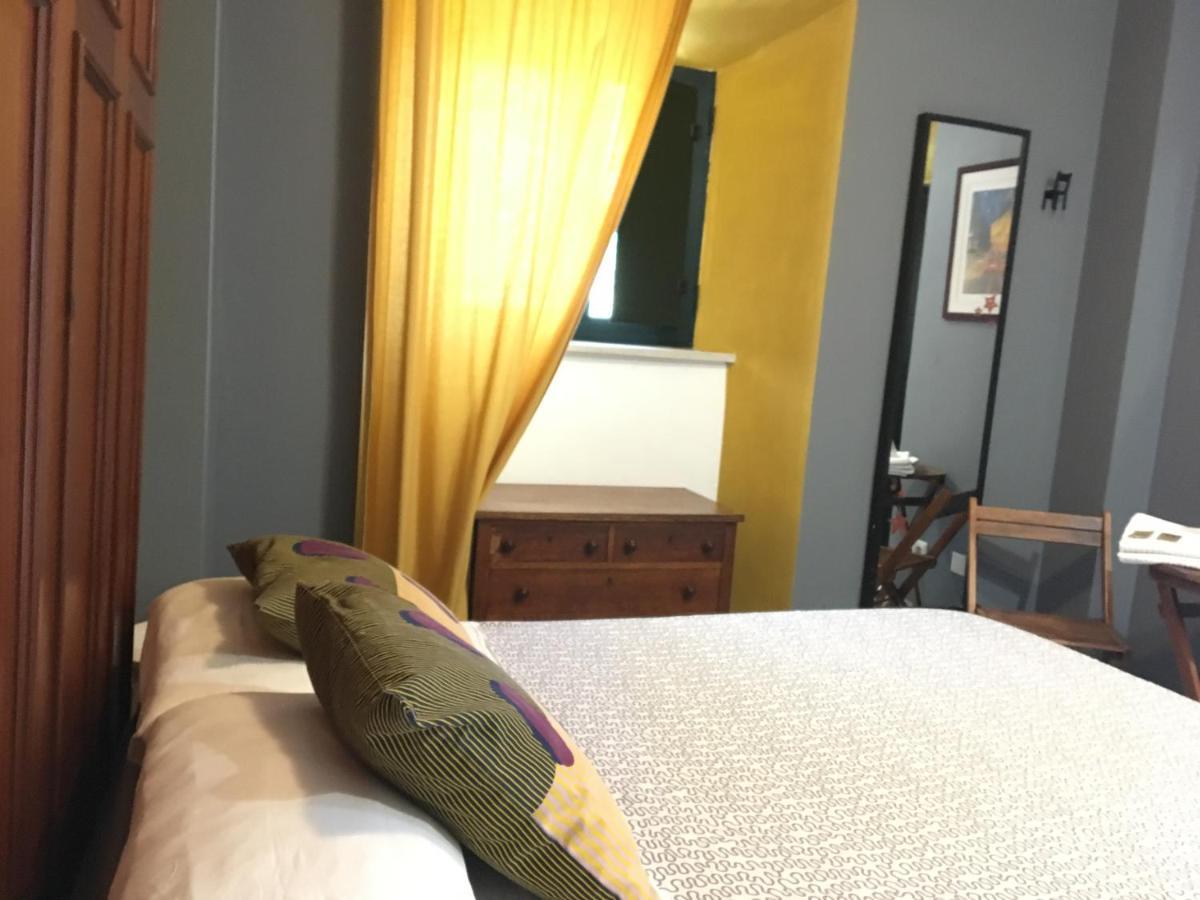 Baobab Hostal El Puerto de Santa Maria Ngoại thất bức ảnh