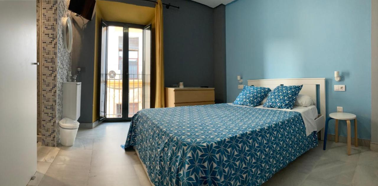 Baobab Hostal El Puerto de Santa Maria Ngoại thất bức ảnh